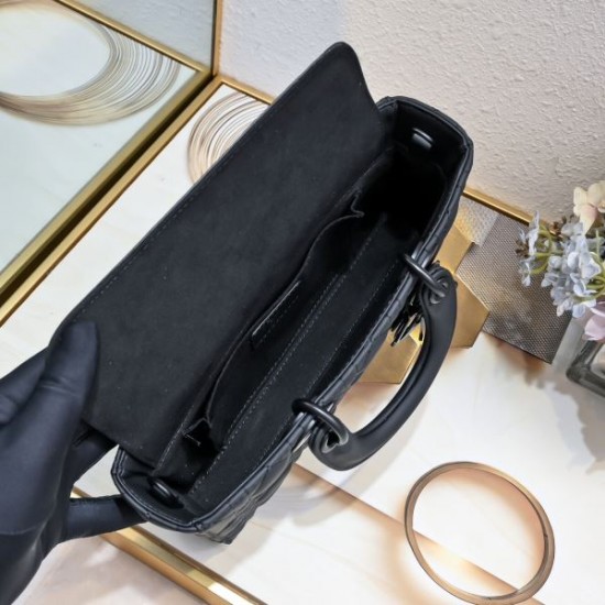 2025SS トートバッグ DIOR ディオール 春夏新作限定 超入手困難 2025SS トートバッグ DIOR ディオール 春夏新作限定 超入手困難
