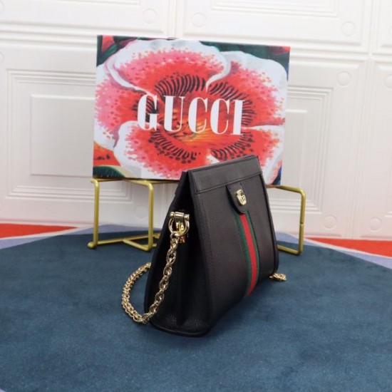 2025SS ショルダーバッグ GUCCI グッチ セレブも夢中ブランド新作 2025SS ショルダーバッグ GUCCI グッチ セレブも夢中ブランド新作