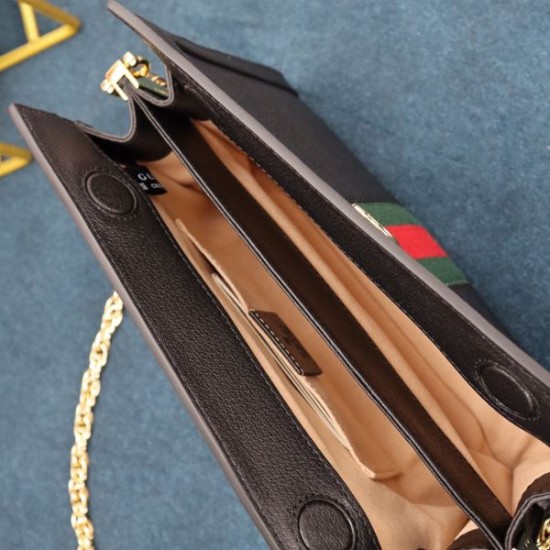 2025SS ショルダーバッグ GUCCI グッチ セレブも夢中ブランド新作 2025SS ショルダーバッグ GUCCI グッチ セレブも夢中ブランド新作