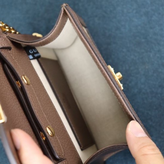 2025SS トートバッグ GUCCI グッチ おしゃれ上級者の印象がある 2025SS トートバッグ GUCCI グッチ おしゃれ上級者の印象がある