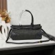 2025SS トートバッグ PRADA プラダ おしゃれ上級者の印象がある 2025SS トートバッグ PRADA プラダ おしゃれ上級者の印象がある