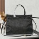 2025SS トートバッグ PRADA プラダ いつも年末には完売しちゃう