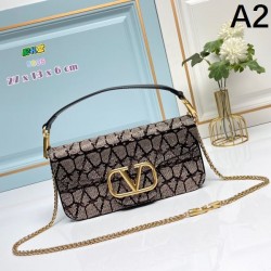 2025SS トートバッグ VALENTINO ヴァレンティノ 今年人気定番新作