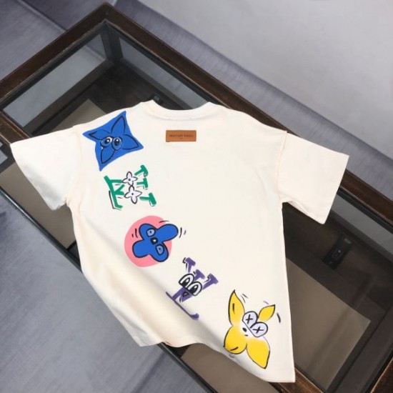 2025SS 半袖Tシャツ LOUIS VUITTON ルイヴィトン 上品な彩りに夢中 2025SS 半袖Tシャツ LOUIS VUITTON ルイヴィトン 上品な彩りに夢中