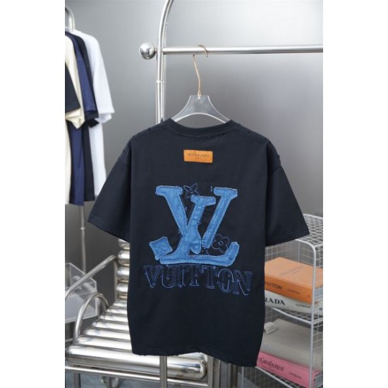 2025SS 半袖Tシャツ LOUIS VUITTON ルイヴィトン 大人カジュアルな 2025SS 半袖Tシャツ LOUIS VUITTON ルイヴィトン 大人カジュアルな