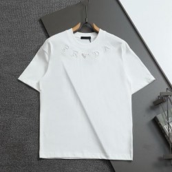 2025SS 半袖Tシャツ PRADA プラダ 続々とお目見える夏季新作