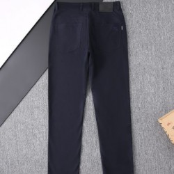 2025SS カジュアルパンツ BURBERRY バーバリー 夏に大活躍の1枚 