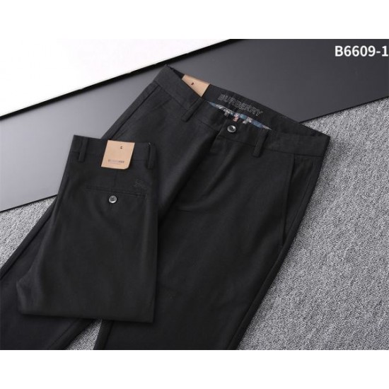 2025SS カジュアルパンツ BURBERRY バーバリー きちんと感がある 2025SS カジュアルパンツ BURBERRY バーバリー きちんと感がある