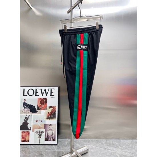 2025SS カジュアルパンツ GUCCI グッチ 春夏のコレクションで新作 2025SS カジュアルパンツ GUCCI グッチ 春夏のコレクションで新作