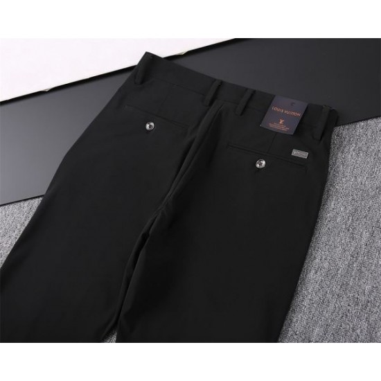2025SS カジュアルパンツ LOUIS VUITTON ルイヴィトン 春夏シーズン始動 2025SS カジュアルパンツ LOUIS VUITTON ルイヴィトン 春夏シーズン始動