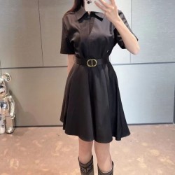 DIOR ディオール 2025SS 上品ですっきり、好感度抜群 ワンピース