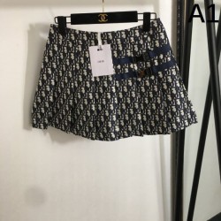 DIOR ディオール 2025SS 品の良い優秀さコレクション プリーツスカート
