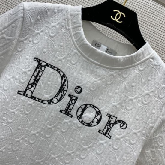DIOR ディオール 2025SS おしゃれに見せるキーワード 上下セット