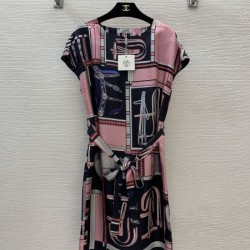 HERMES エルメス 2025SS トップスからチラ見える安心 ワンピース