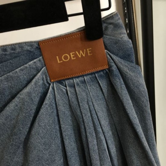 LOEWE ロエベ 2025SS 夏に向けて使えるスタイル デニムスカート