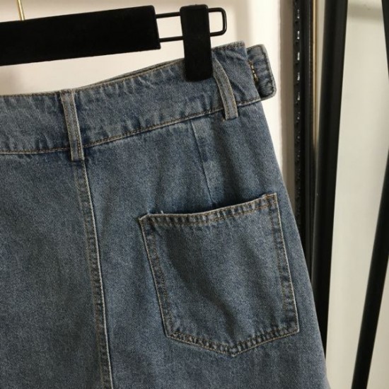 LOEWE ロエベ 2025SS 夏に向けて使えるスタイル デニムスカート