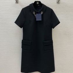 LOUIS VUITTON ルイヴィトン 2025SS レトロ感のあるデザイン ワンピース