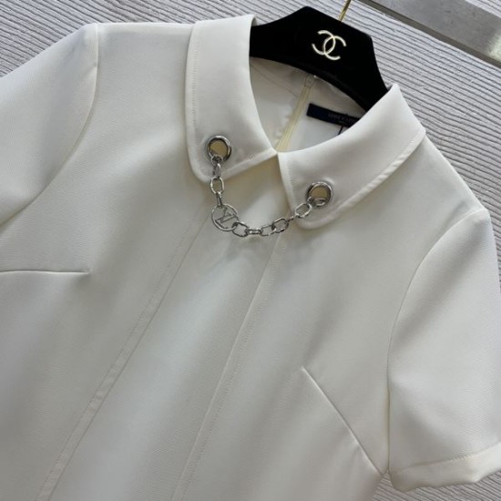 LOUIS VUITTON ルイヴィトン 2025SS レトロ感のあるデザイン ワンピース