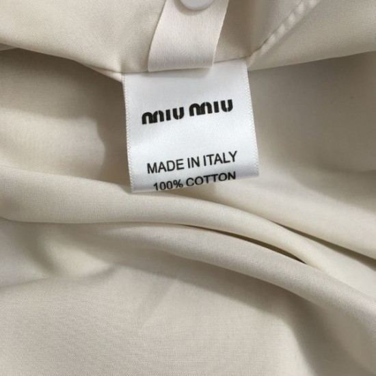 MIU MIU ミュウミュウ 2025SS 夏のコーデにぴったり ワンピース