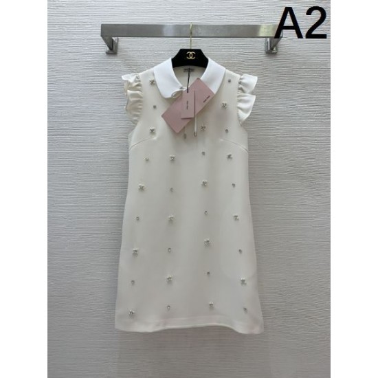MIU MIU ミュウミュウ 2025SS ファッションの流行り ワンピース