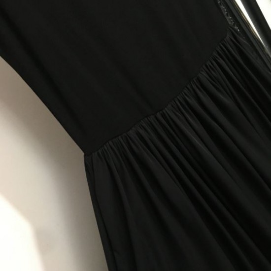 PRADA プラダ 2025SS 最新先取りおしゃれなロゴ入り ワンピース