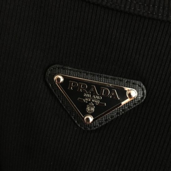 PRADA プラダ 2025SS 最新先取りおしゃれなロゴ入り ワンピース