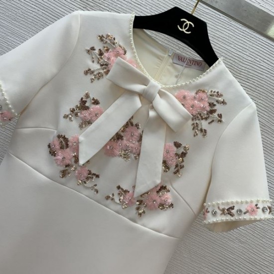 VALENTINO ヴァレンティノ 2025SS トレンドスタイル ワンピース