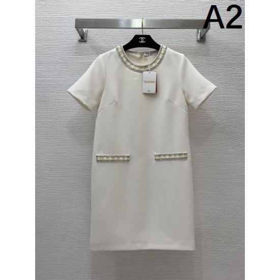 VALENTINO ヴァレンティノ 2025SS 限定価格早期完売 ワンピース
