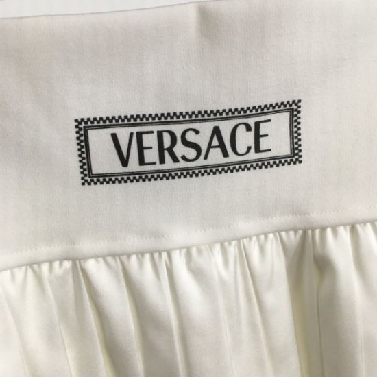 VERSACE ヴェルサーチェ 2025SS お気に入りのスタイル プリーツスカート