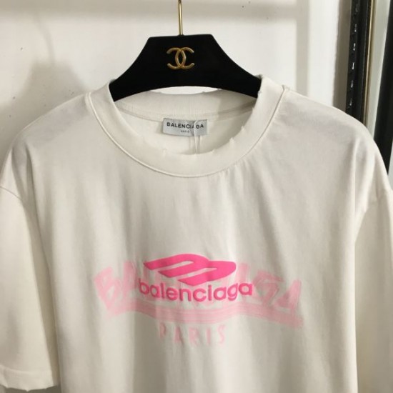 バレンシアガ (BALENCIAGA) 2025SS限定コレクション 半袖Tシャツ 話題のストリートスタイル