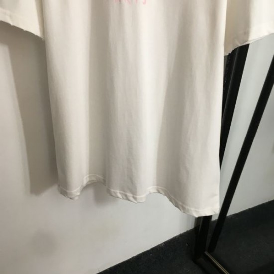 バレンシアガ (BALENCIAGA) 2025SS限定コレクション 半袖Tシャツ 話題のストリートスタイル