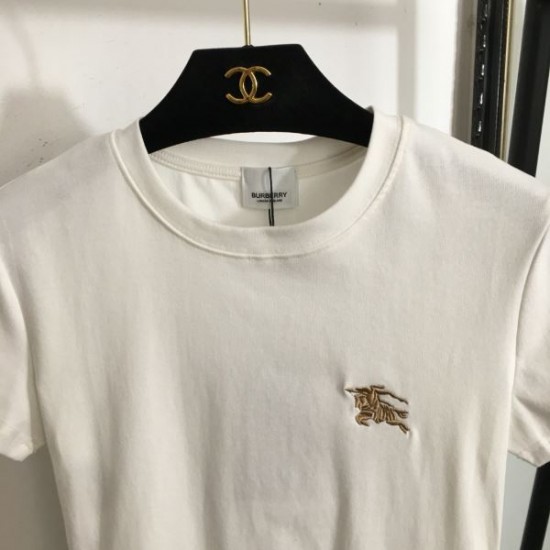 バーバリー (BURBERRY) 2025SS リラックスフィット ロゴ刺繍 半袖Tシャツ 上質コットン