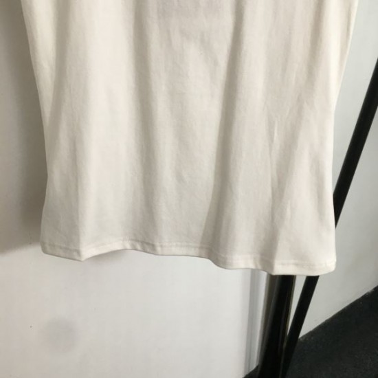 バーバリー (BURBERRY) 2025SS リラックスフィット ロゴ刺繍 半袖Tシャツ 上質コットン