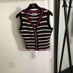 セリーヌ (CELINE) 2025SS新作 トリオンフ ニットベスト 夏季トレンドアイテム