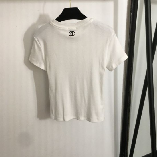 シャネル (CHANEL) 2025SS ロゴ刺繍 半袖Tシャツ 定番人気モデル