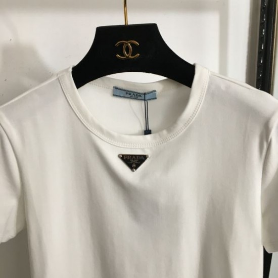プラダ (PRADA) 2025SS限定 店舗限定ロゴ 半袖Tシャツ 希少モデル