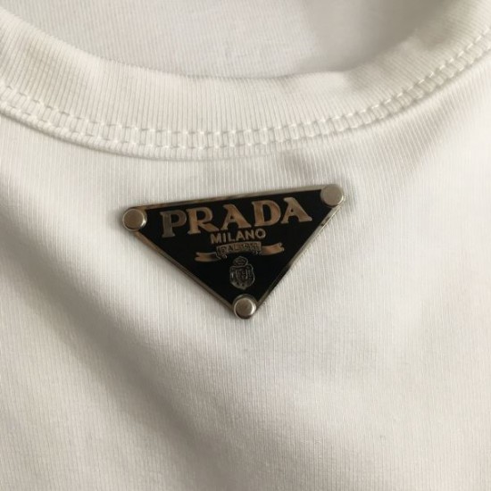 プラダ (PRADA) 2025SS限定 店舗限定ロゴ 半袖Tシャツ 希少モデル