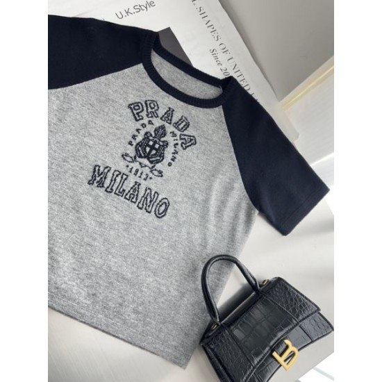 プラダ (PRADA) 2025SS新作 ジャージー 半袖Tシャツ 夏のマストアイテム