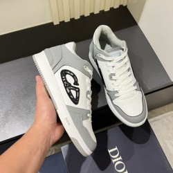 DIOR ディオール 2025SS 心惹かれるスタイル メンズ用 カジュアルシューズ