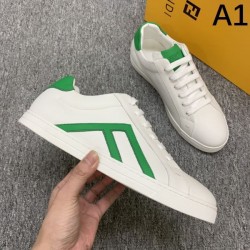 FENDI フェンデイ 2025SS 芸能人愛用ブランド メンズ用 カジュアルシューズ