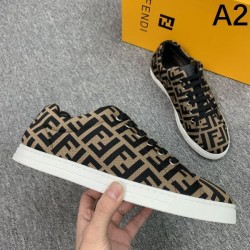FENDI フェンデイ 2025SS 人気爆だんな売れ筋！ メンズ用 カジュアルシューズ