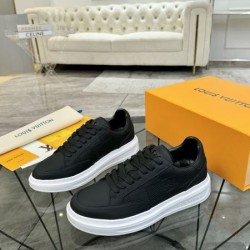 LOUIS VUITTON ルイヴィトン 2025SS 話題が沸騰中 メンズ用 カジュアルシューズ