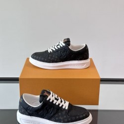 LOUIS VUITTON ルイヴィトン 2025SS 春夏限定定番 メンズ用 カジュアルシューズ