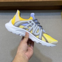 FENDI フェンデイ 2025SS カジュアルに着こなし メンズ用 スニーカー