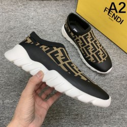 FENDI フェンデイ 2025SS 春夏新作奇跡の再入荷 メンズ用 スニーカー