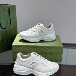 GUCCI グッチ 2025SS お目立ち度の高い新品 メンズ用 スニーカー