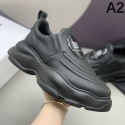GIVENCHY ジバンシィ 2025SS お気に入りのデザイン メンズ用 スニーカー