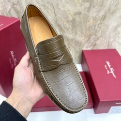 FERRAGAMO サルヴァトーレ フェラガモ 2025SS 注目No.1 メンズ用 ビジネスシューズ 