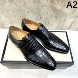 GUCCI グッチ 2025SS 春夏最新作完売必至 メンズ用 ビジネスシューズ 