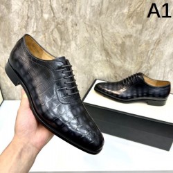 GUCCI グッチ 2025SS ロングシーズン活躍 メンズ用 ビジネスシューズ 